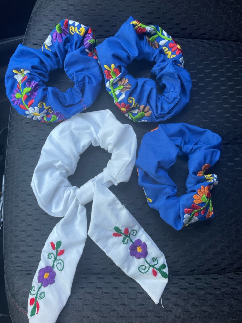 Artisan handmade Blue & White Embroidered Hair Scrunchie Set - Floral Design